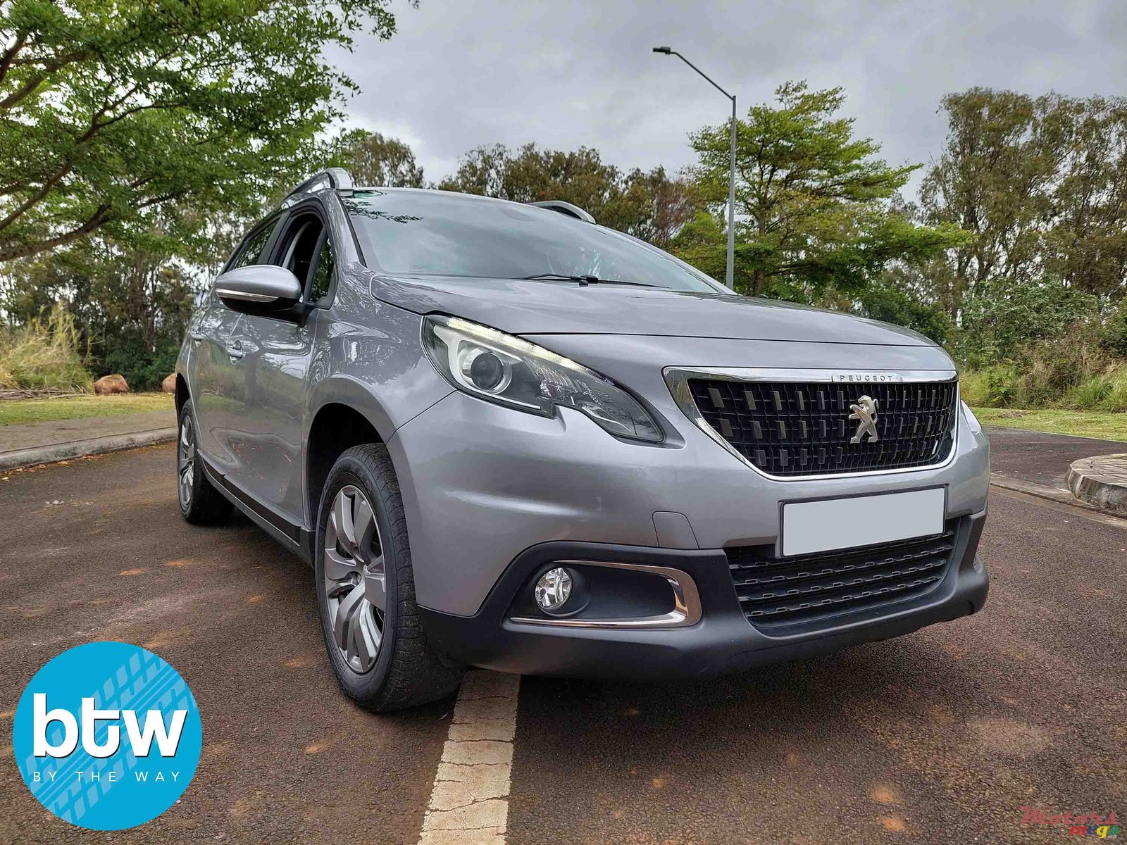 2018' Peugeot 2008 photo #1