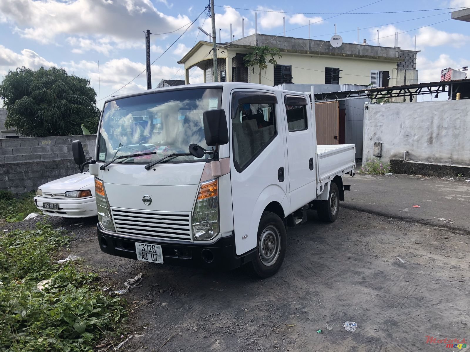 2007' Nissan Atlas photo #2