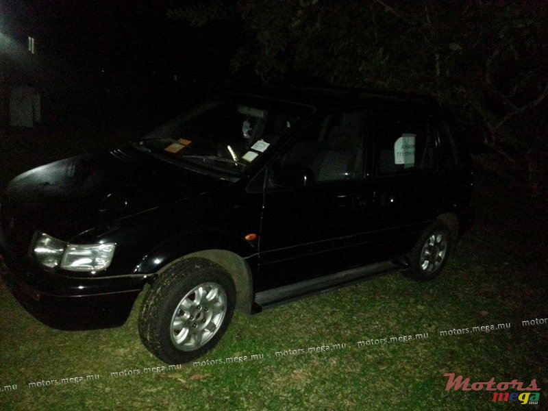 1994' Mitsubishi photo #1