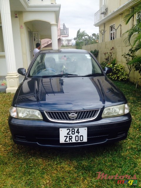 2000' Nissan Sunny photo #1