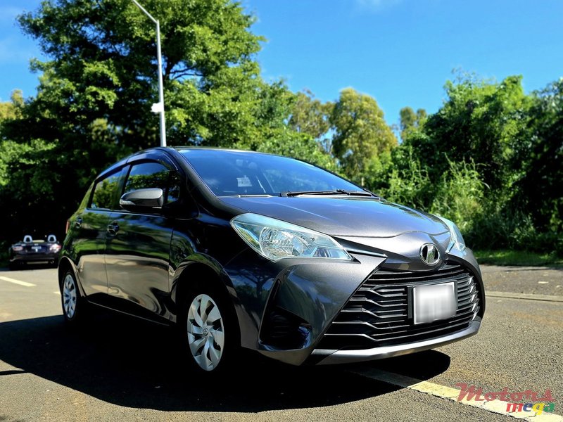 2019' Toyota Vitz photo #2