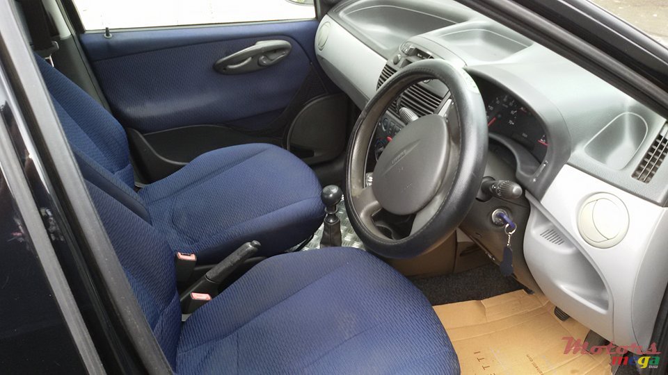 2002' Fiat Punto photo #3