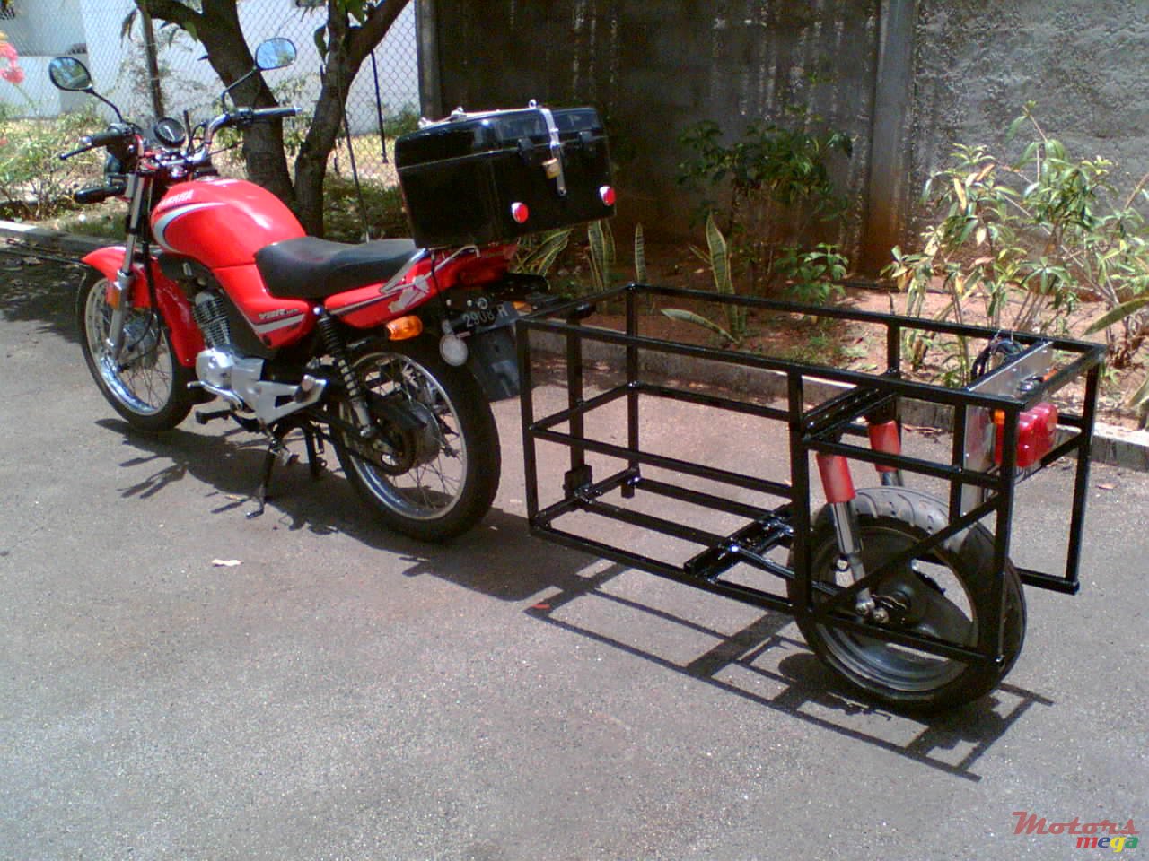 2006' Yamaha YBR 125 photo #2