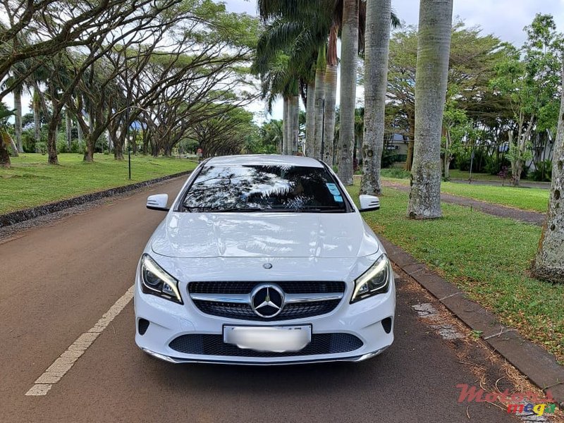 2017' Mercedes-Benz CLA 200 photo #1