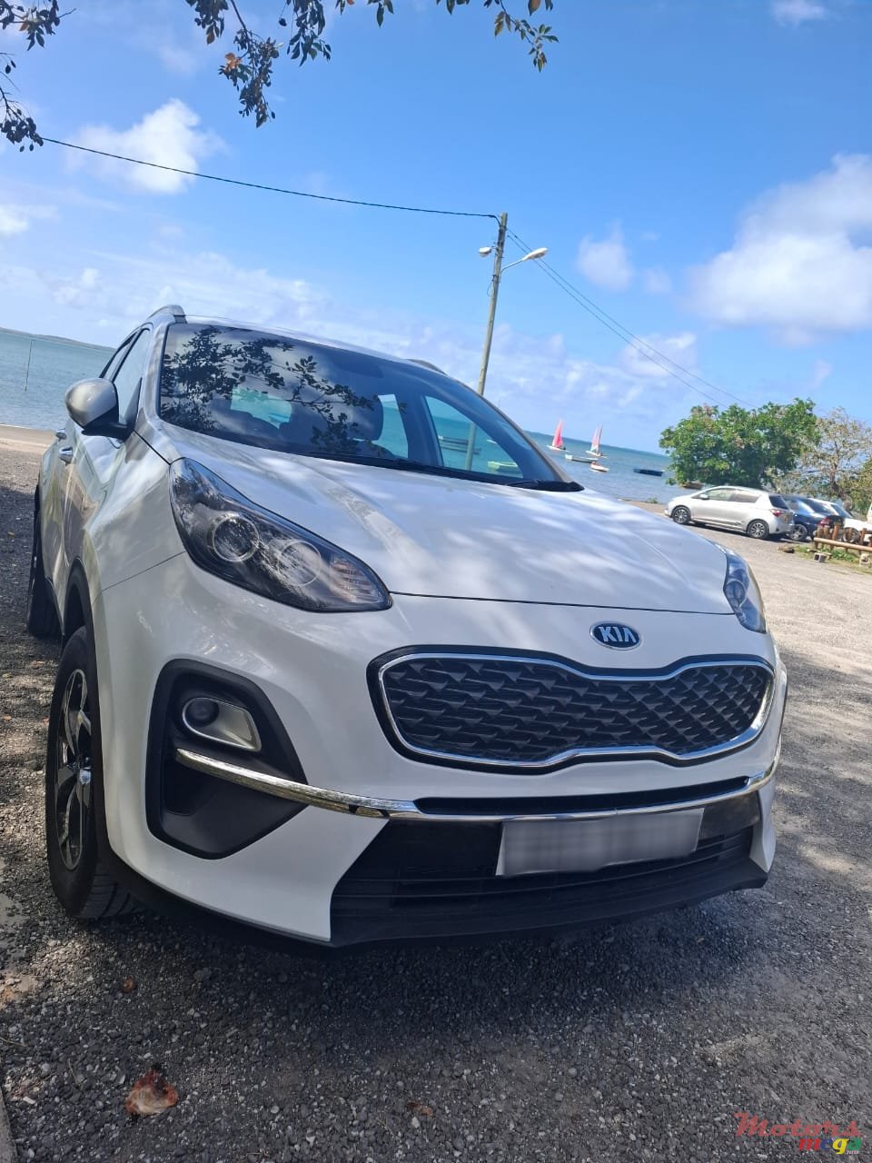 2020' Kia Sportage photo #2