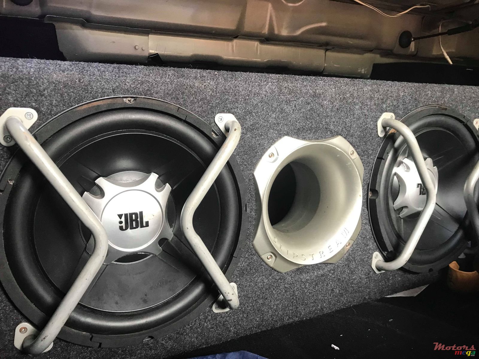 2010' Kia Koup Sport photo #3