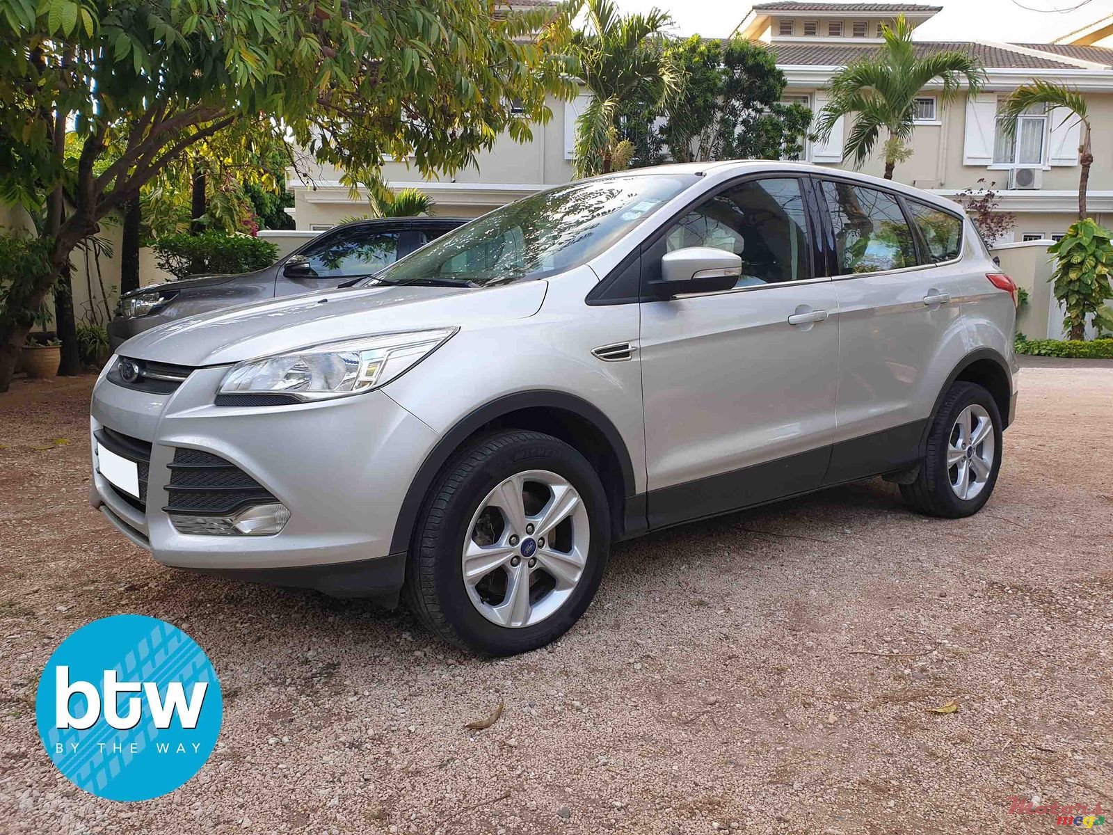 2015' Ford Kuga photo #2