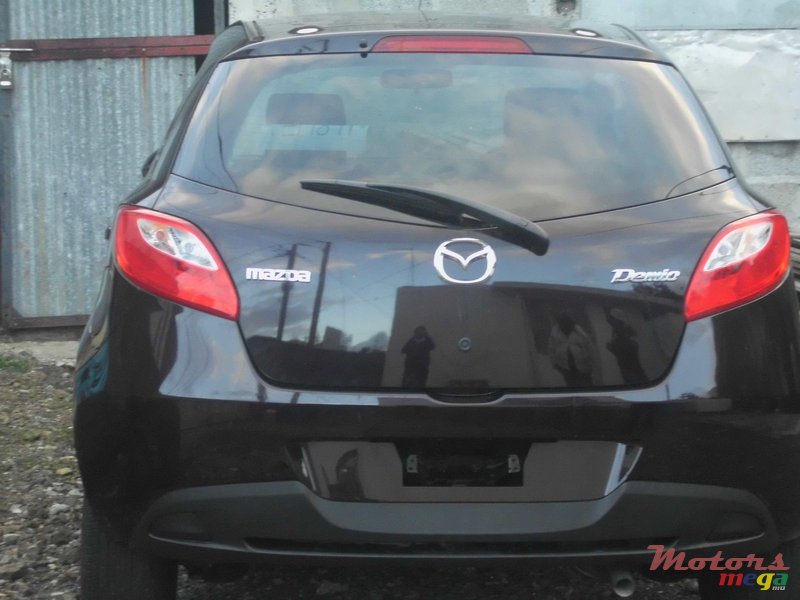 2011' Mazda Demio photo #1