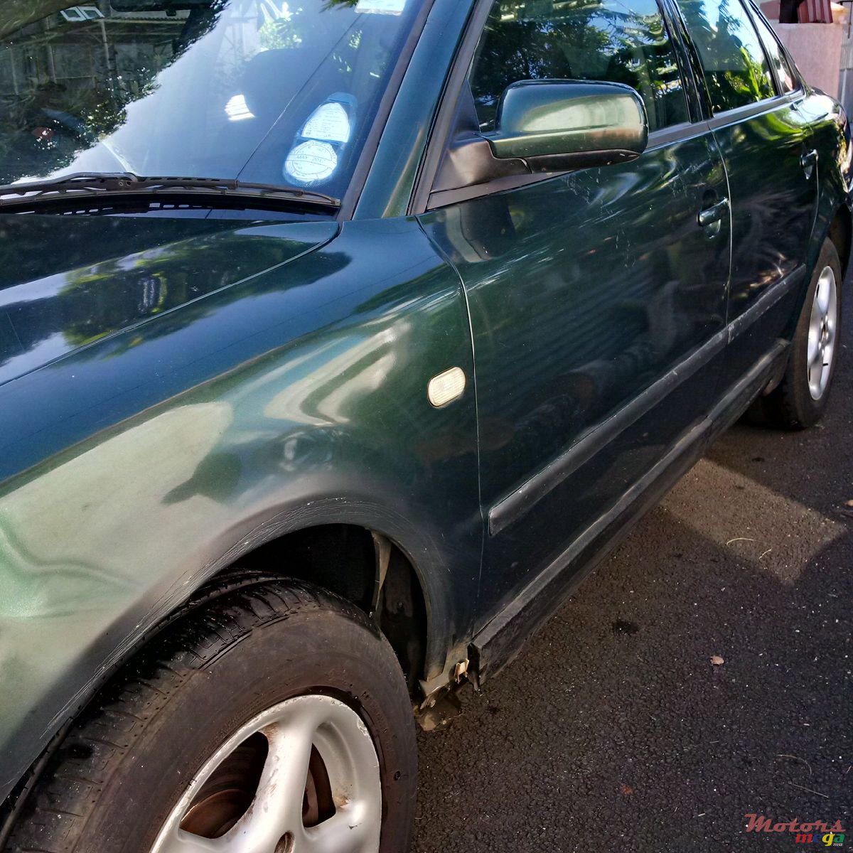 1998' Volkswagen Passat photo #5