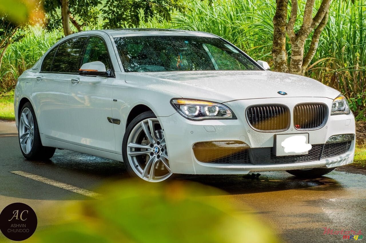 2014' BMW 7 Series photo #1
