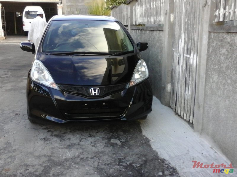 2011' Honda Fit photo #1