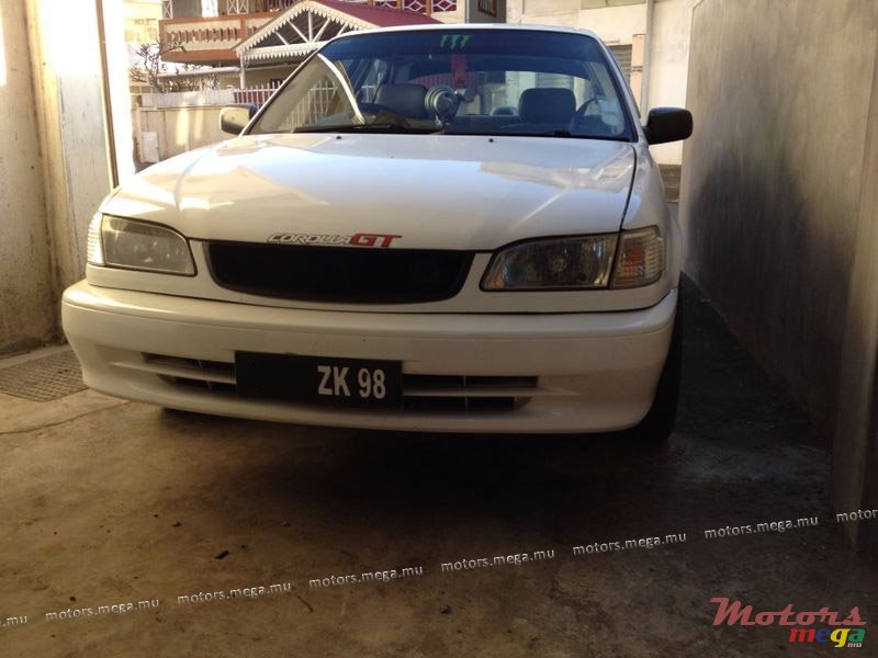 1998' Toyota Corolla photo #1