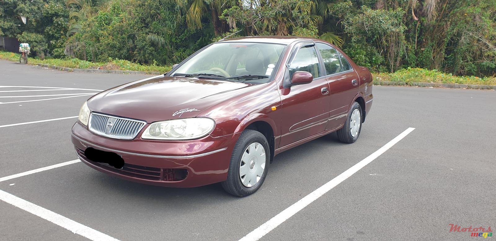 2003' Nissan Sunny photo #2