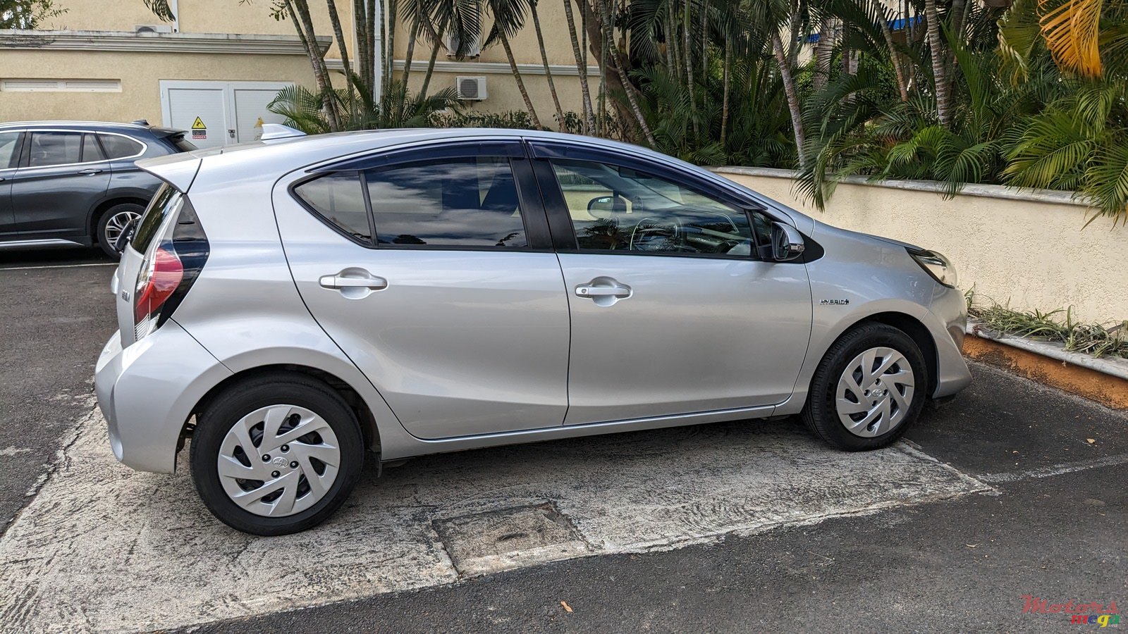 2018' Toyota Aqua photo #5