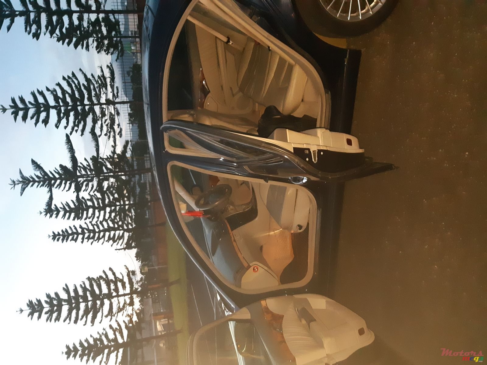 2004' Mercedes-Benz E-Class E270 cdi photo #2