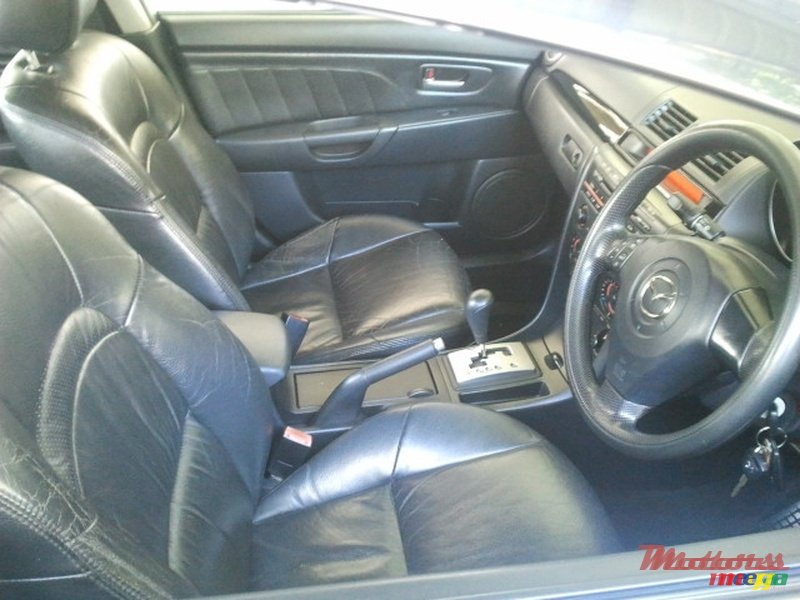 2005' Mazda 3 photo #4