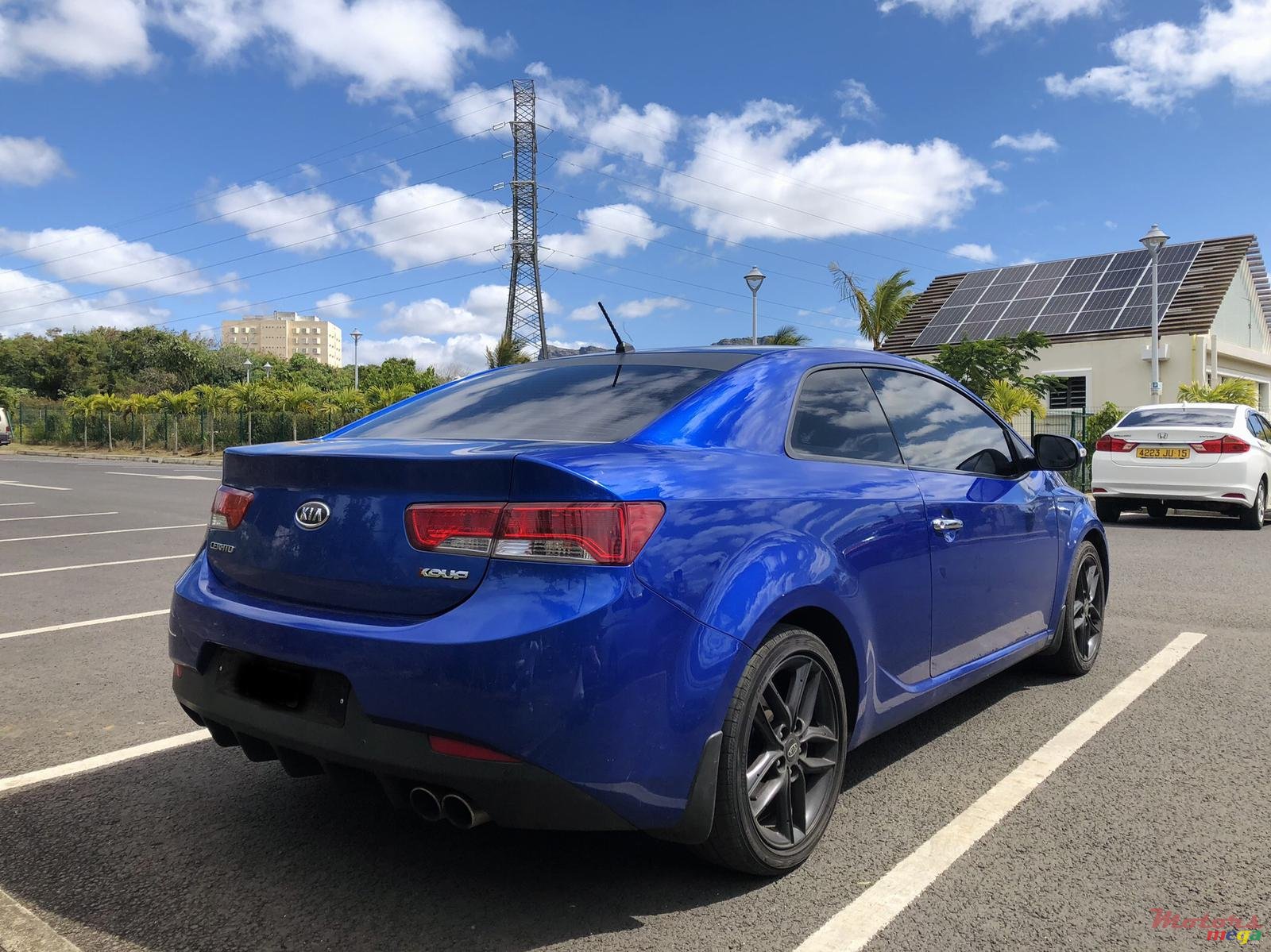 2010' Kia Koup photo #1