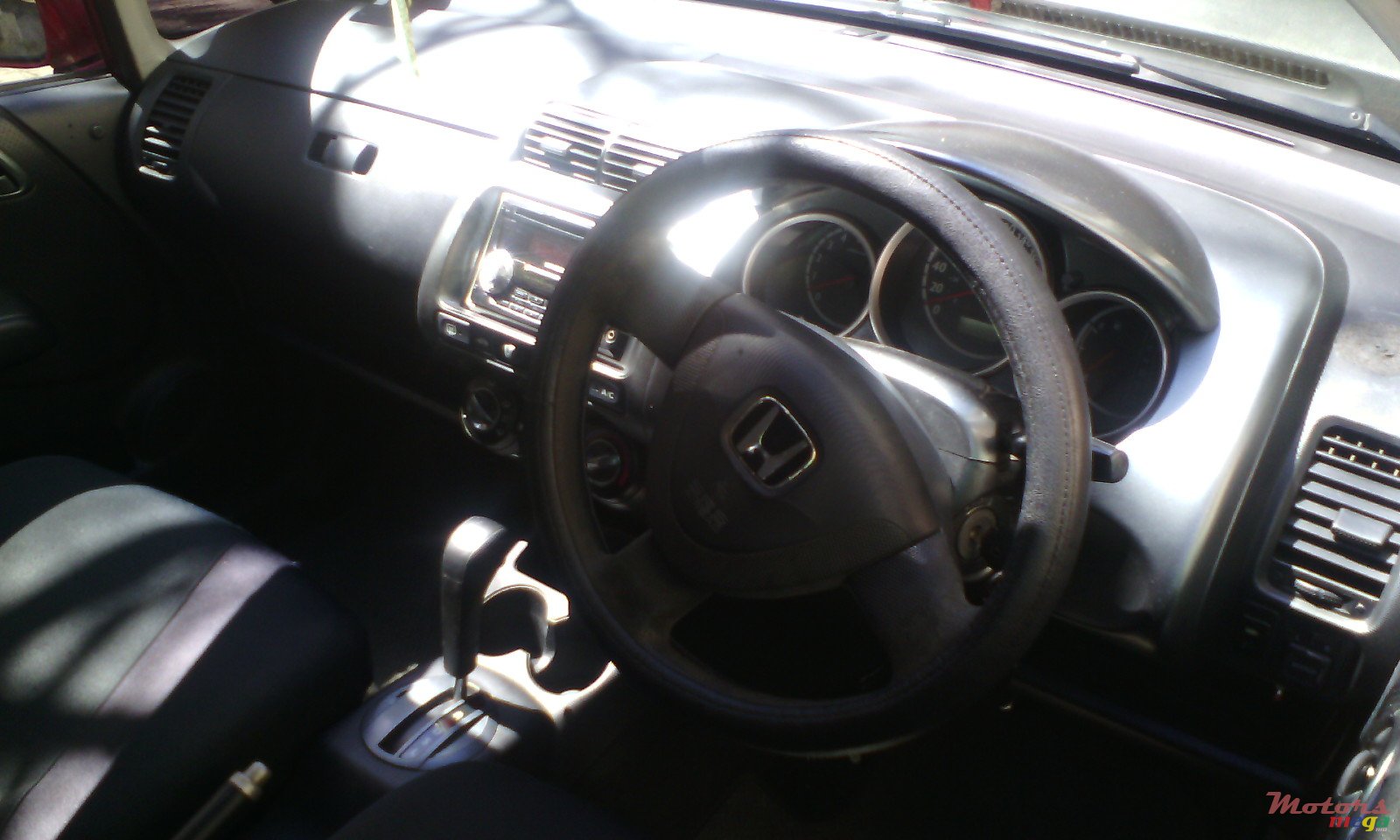 2004' Honda photo #3