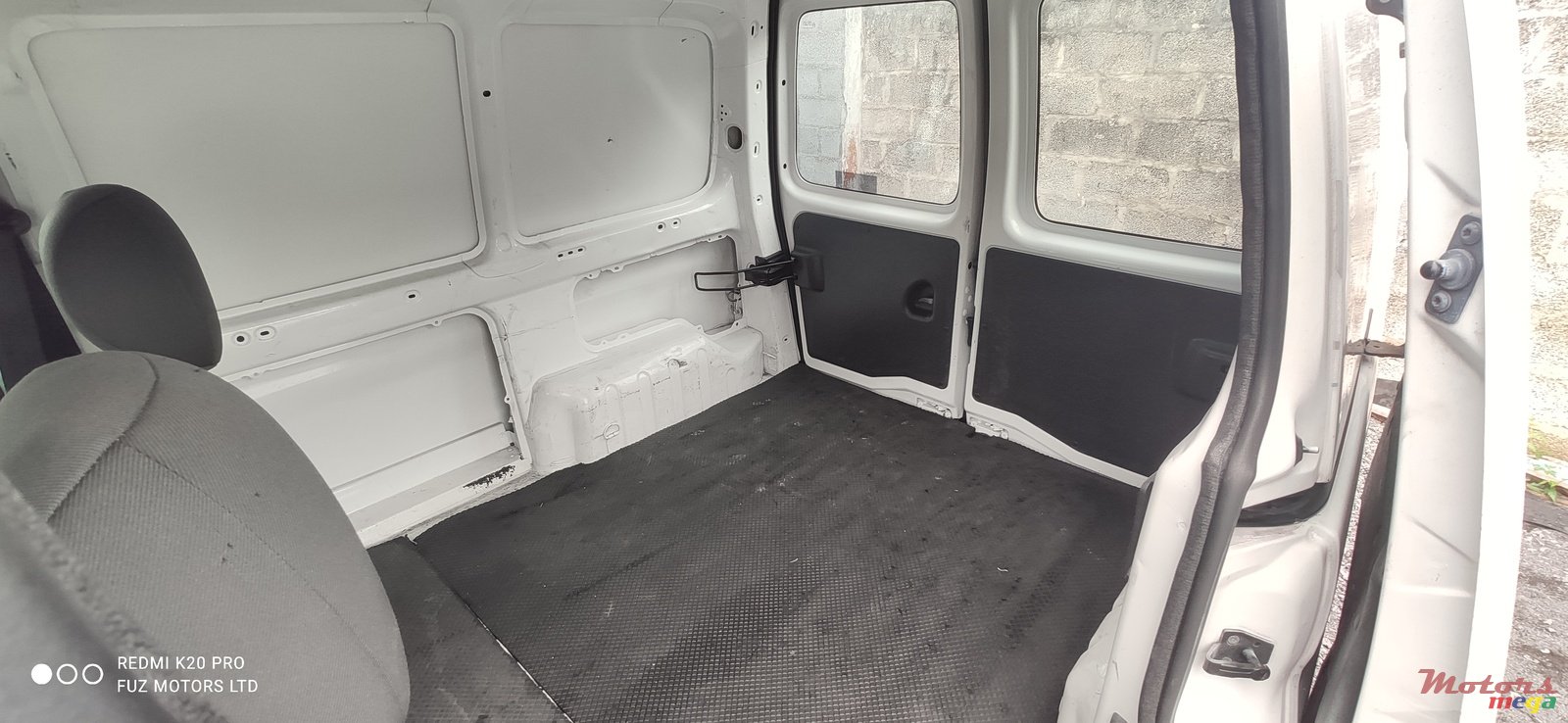 2011' Citroen Berlingo photo #6