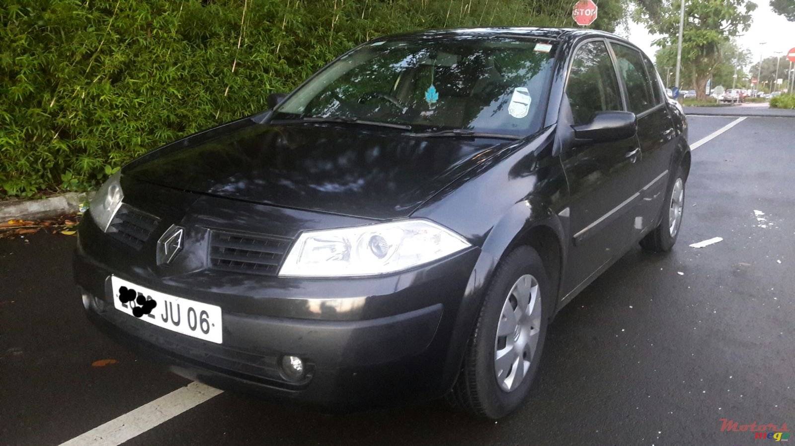 2006' Renault Megane photo #2