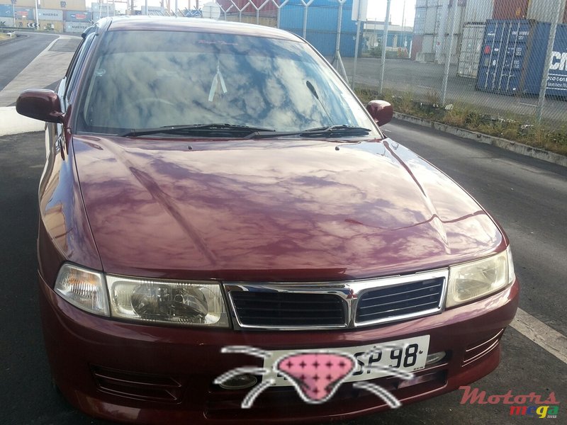 1998' Mitsubishi Lancer photo #1