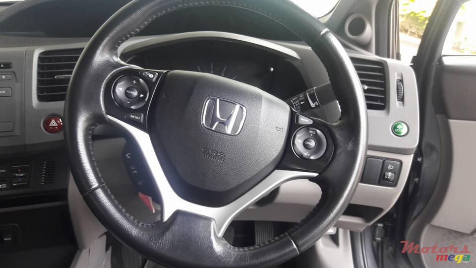 2013' Honda Civic photo #2