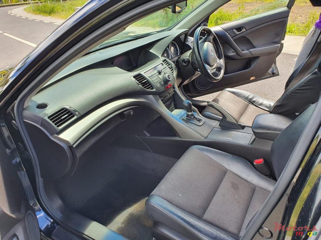 2010' Honda Accord photo #7