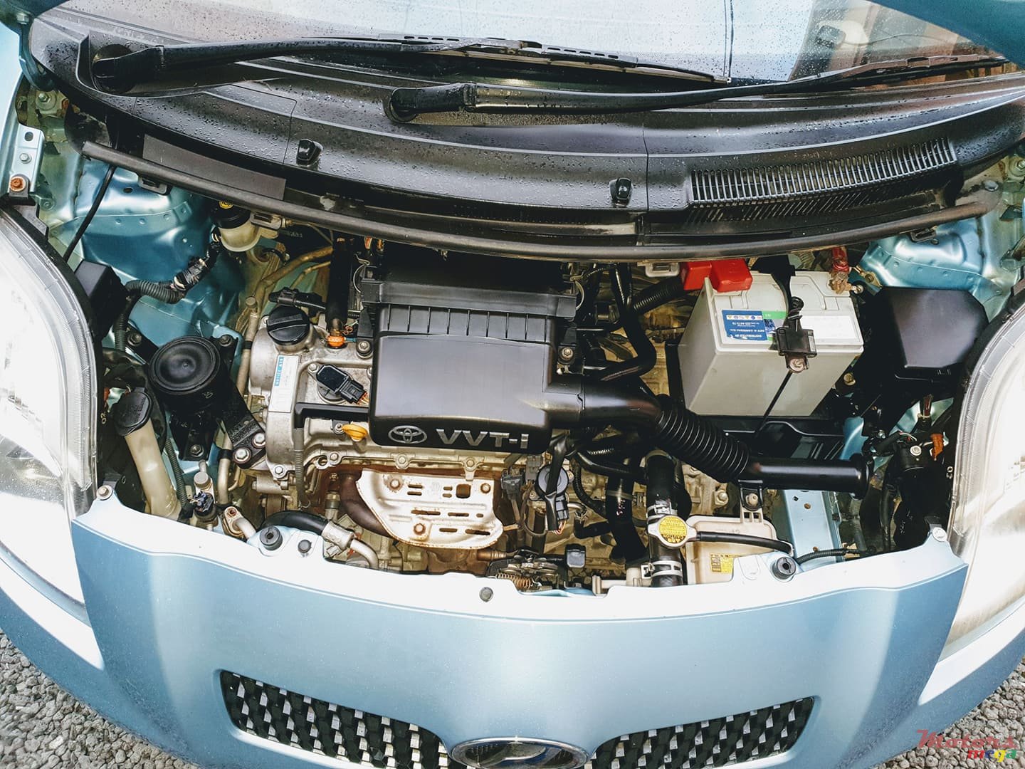 2006' Toyota Vitz photo #4