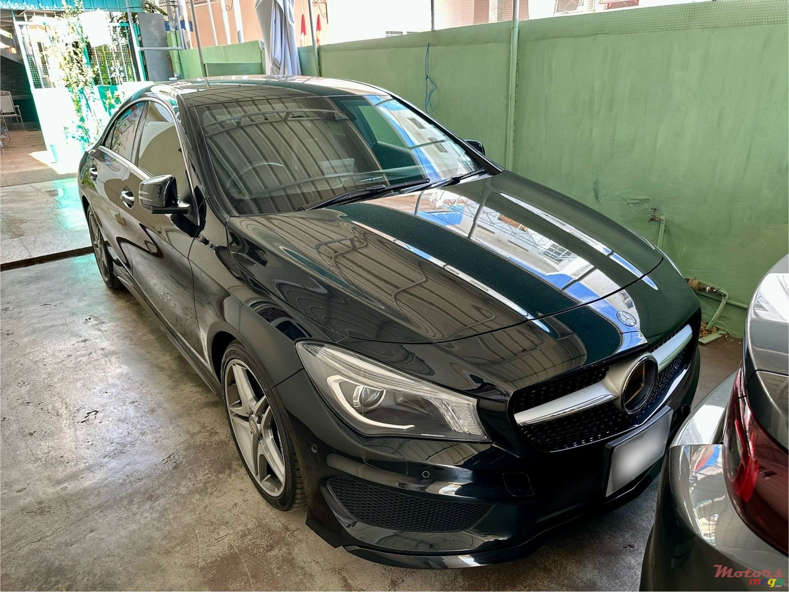 2015' Mercedes-Benz CLA 180 AMG photo #1