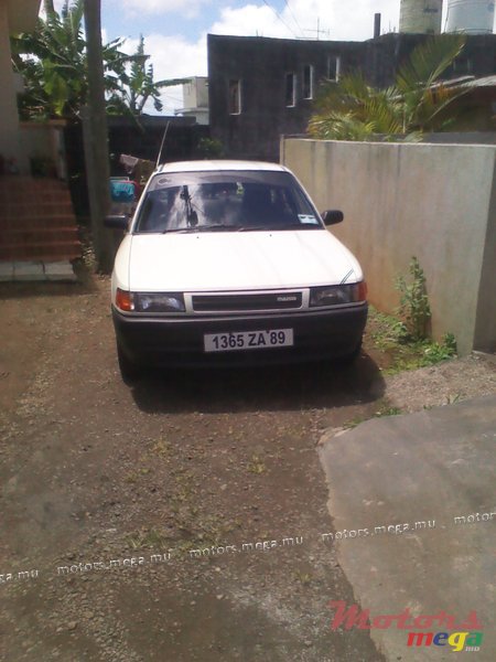 1989' Mazda 323 speed 5 photo #1