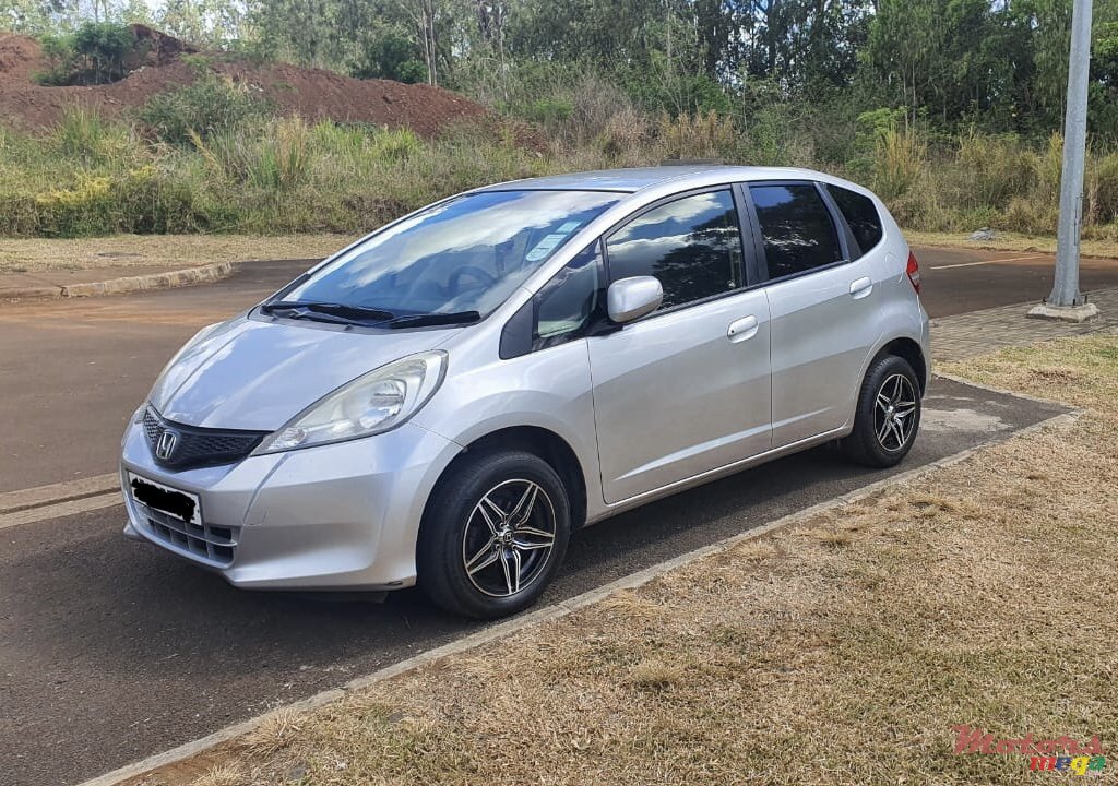 2012' Honda Fit photo #5