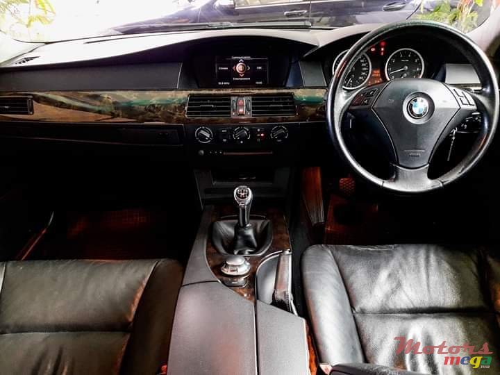 2004' BMW 525 photo #4