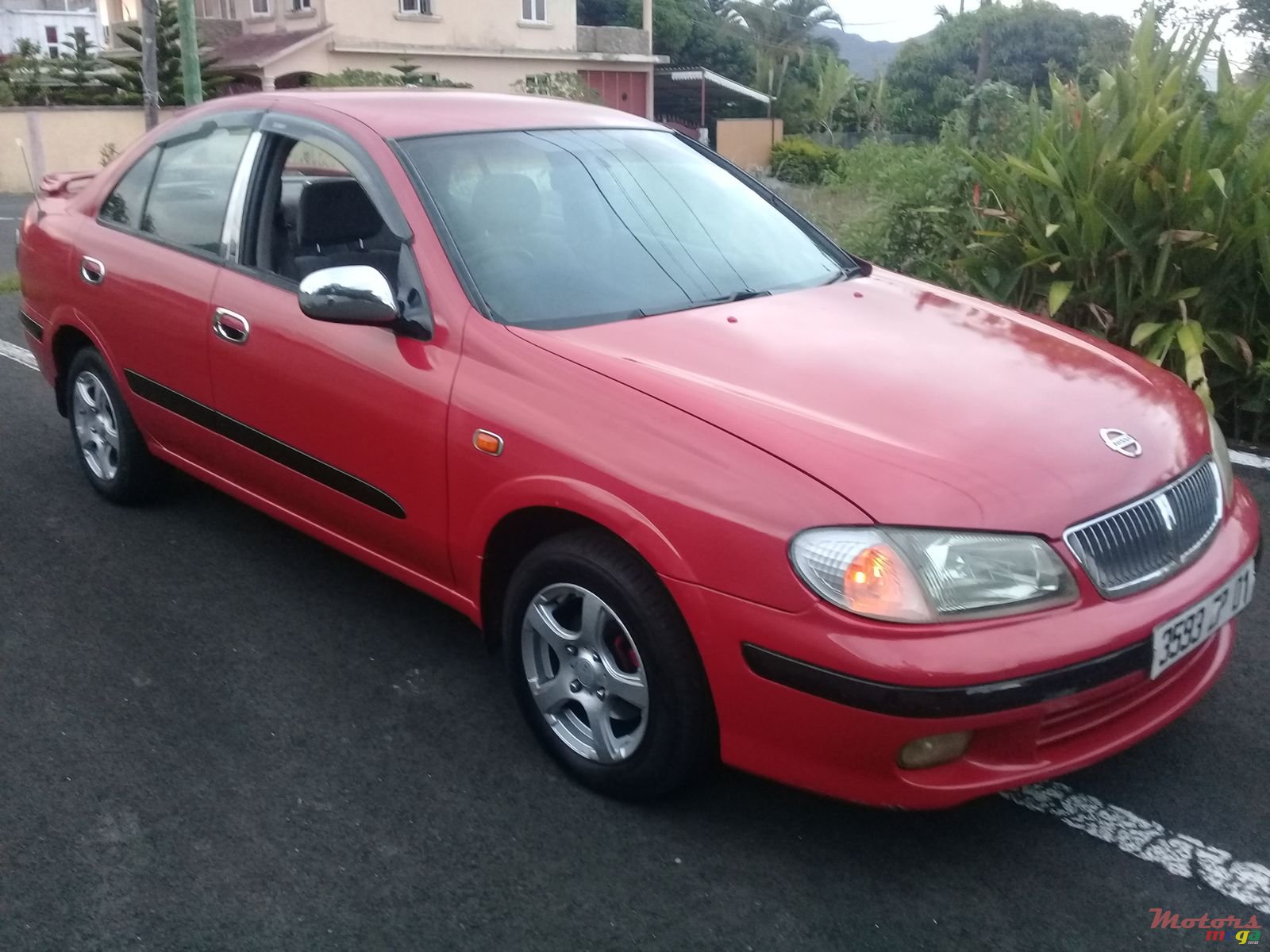 2001' Nissan Sunny V photo #4