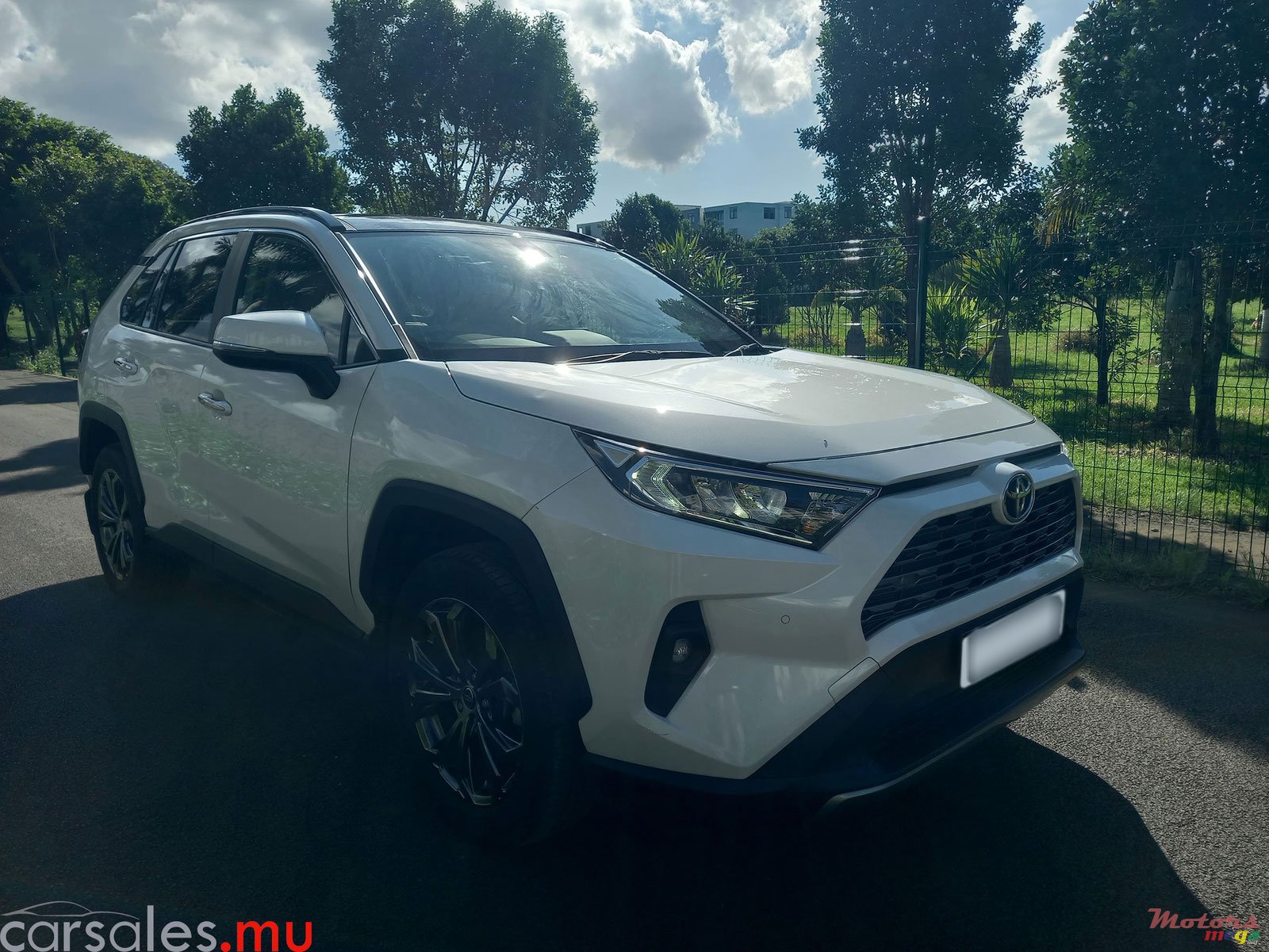 2022' Toyota RAV4 2.0 photo #1