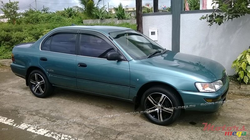 1997' Toyota Corolla photo #1