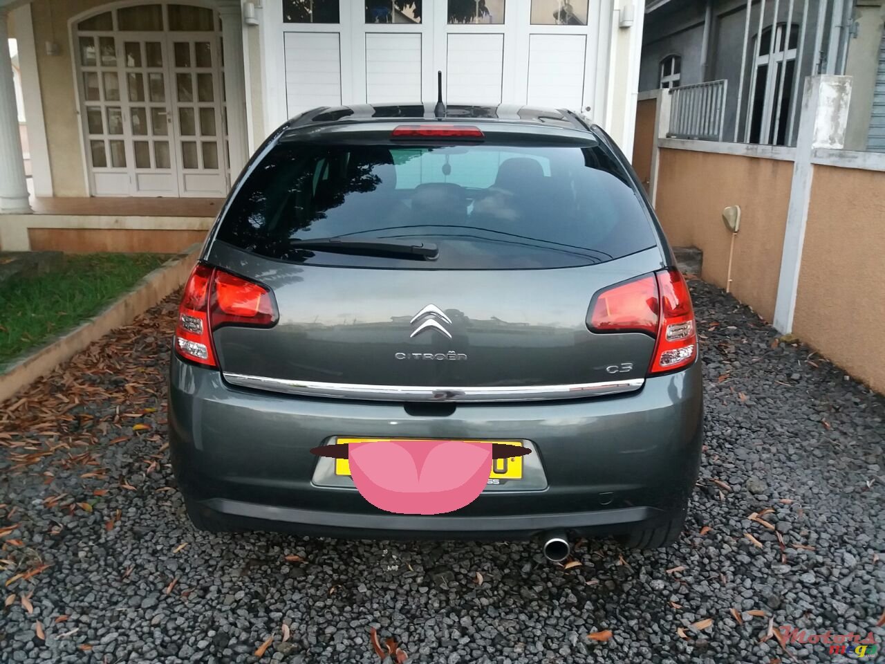 2010' Citroen C3 photo #3