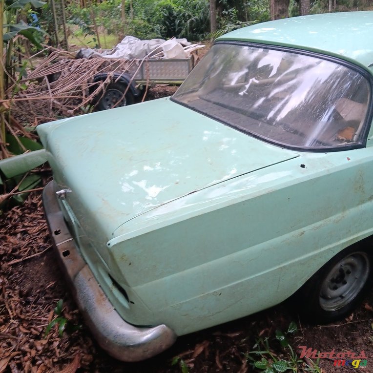 1970' Mercedes-Benz 200 photo #4