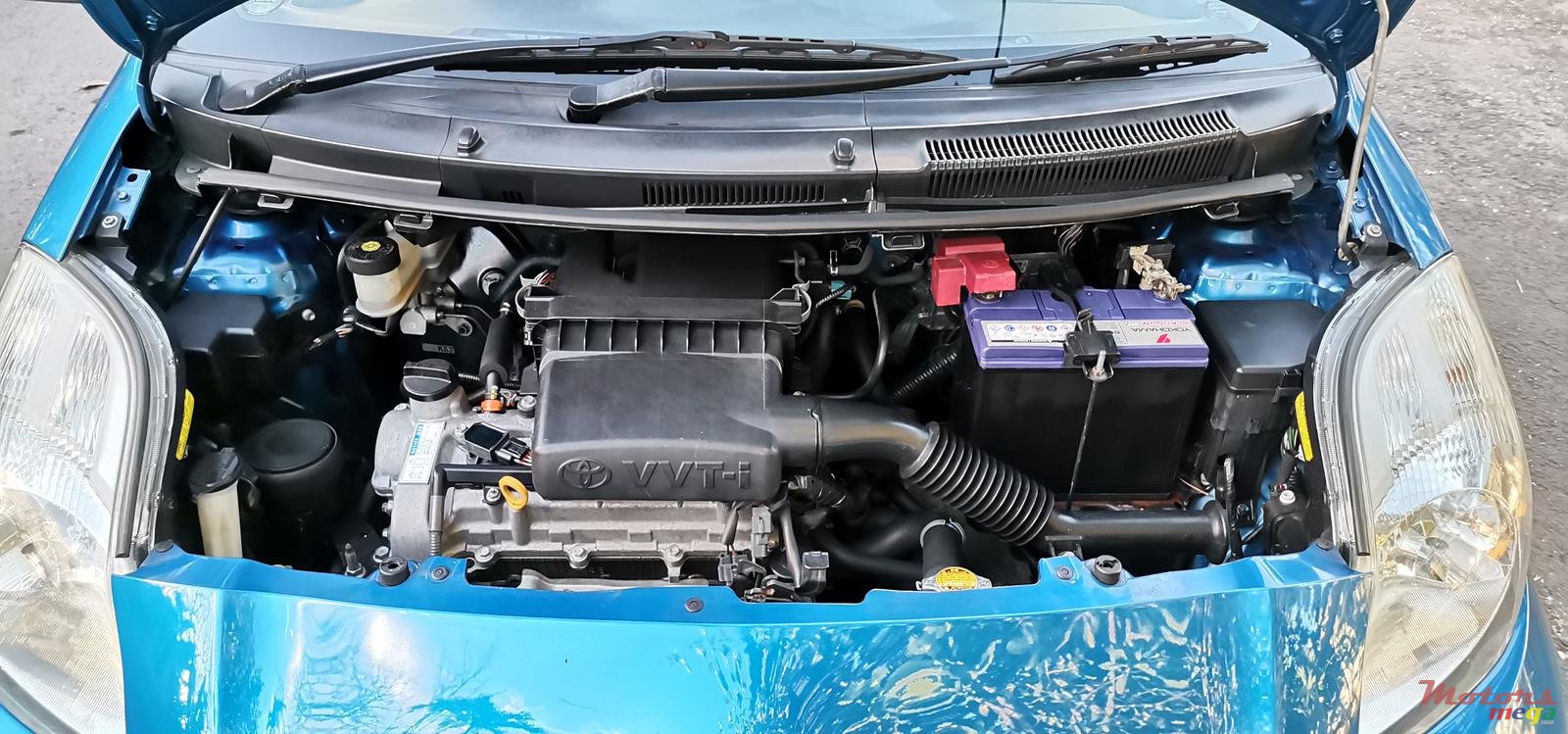 2010' Toyota Vitz 1.3 photo #7