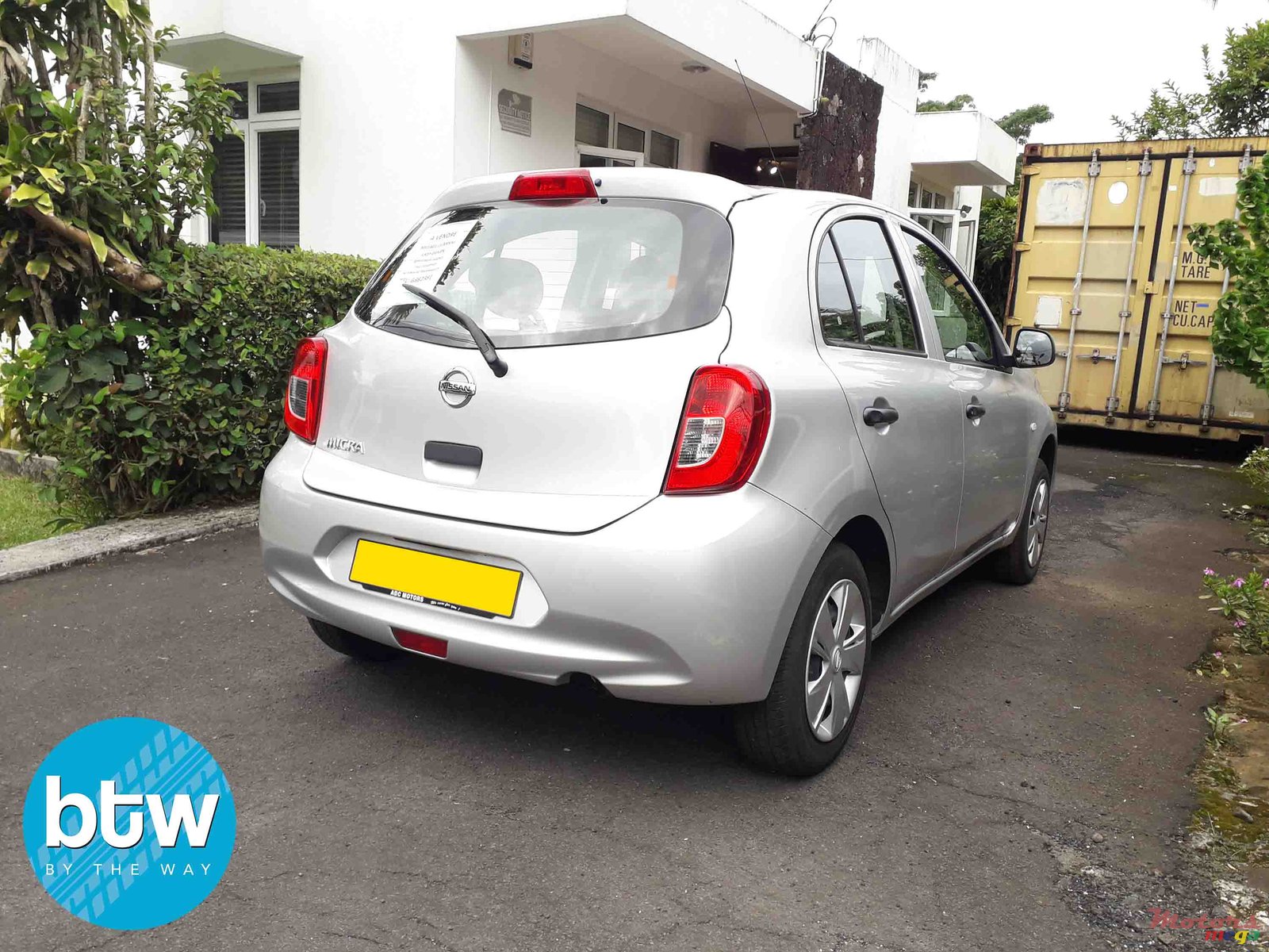 2016' Nissan Micra photo #3