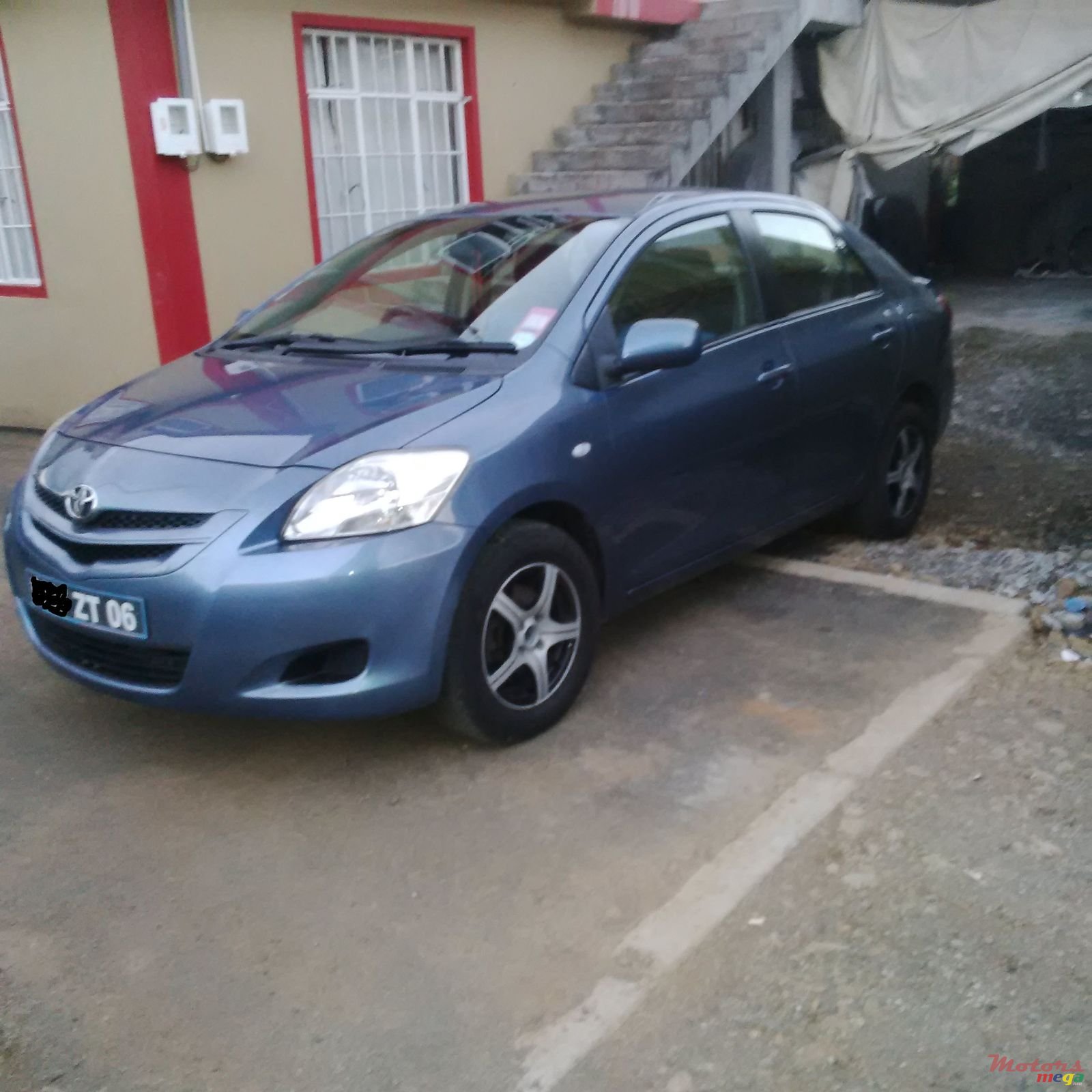 2006' Toyota Yaris photo #3