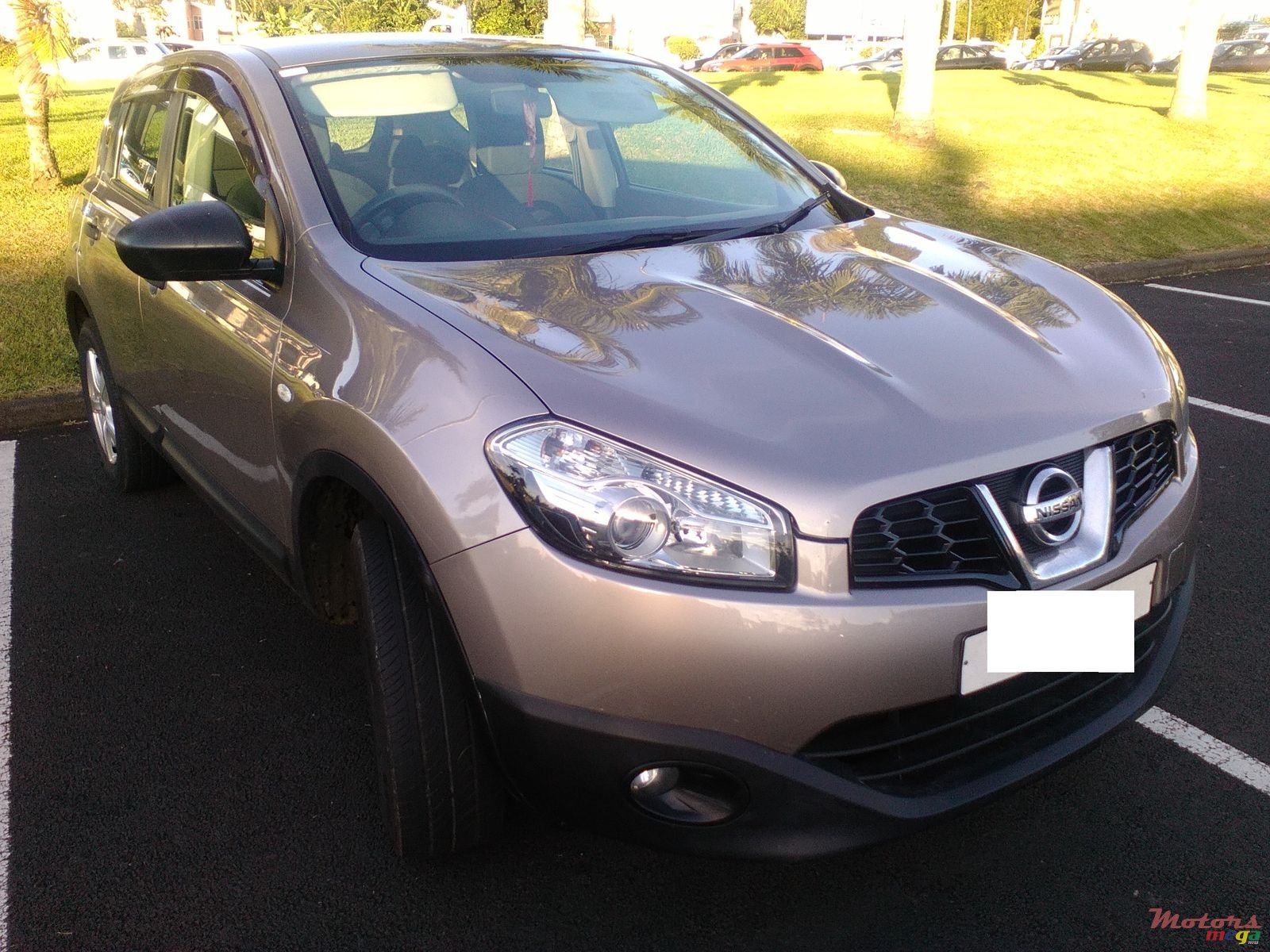 2010' Nissan Qashqai photo #1