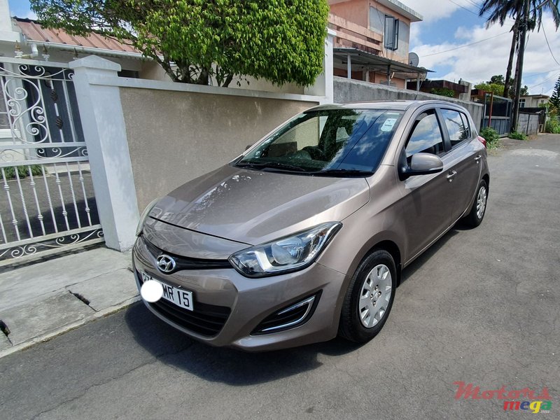 2015' Hyundai i20 photo #1