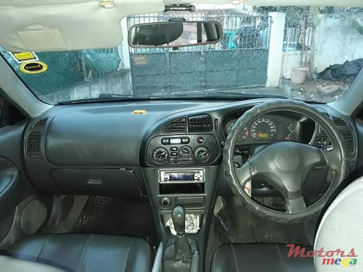 1999' Mitsubishi Lancer GLXi photo #2