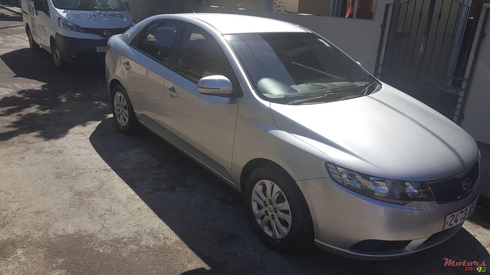 2011' Kia Cerato photo #3