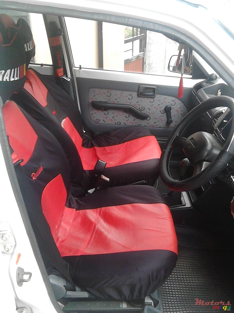 2002' Suzuki photo #5