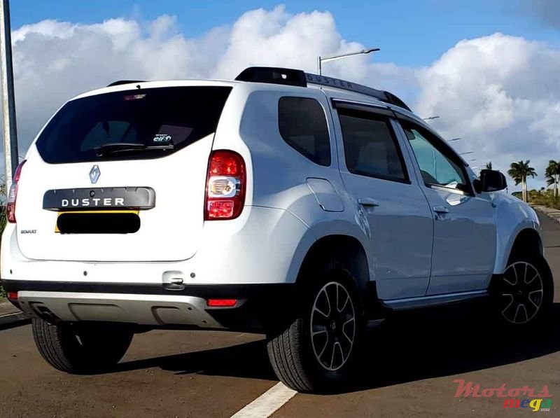 2017' Renault Duster 1.5L AUTOMATIC photo #4