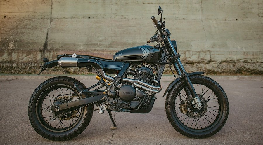 Honda NX650 Dominator