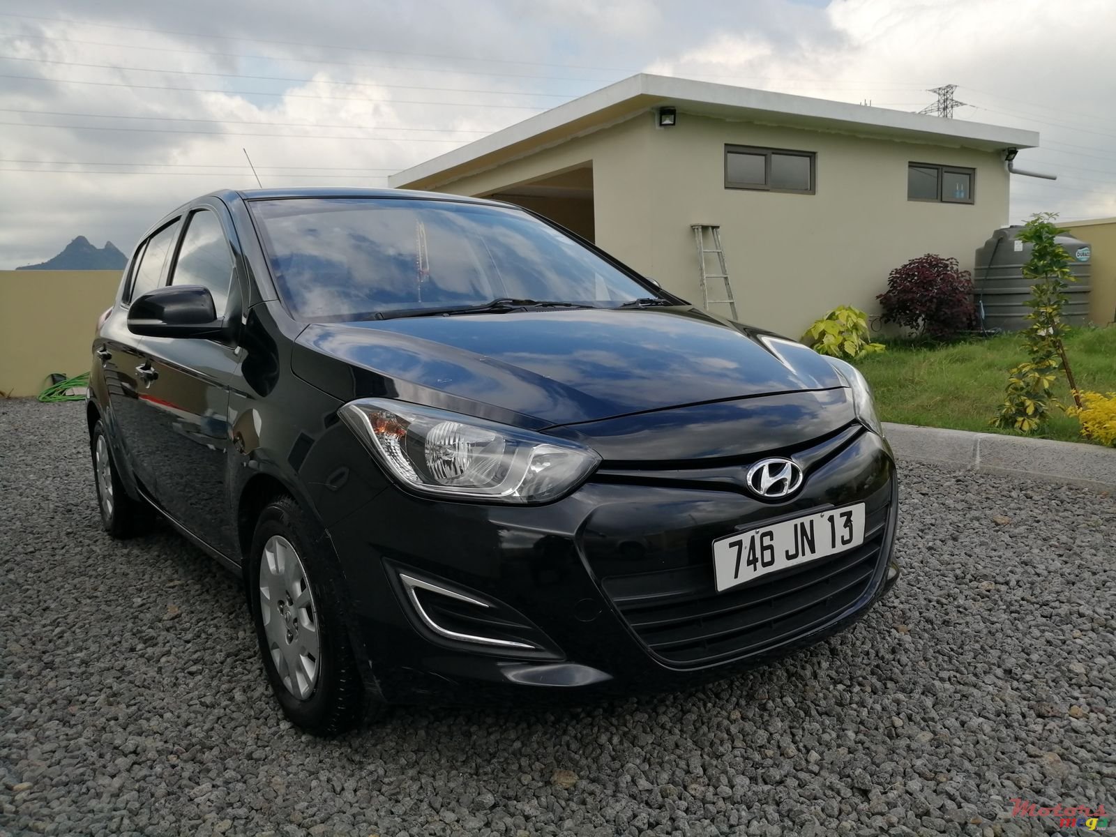 2013' Hyundai i20 photo #3