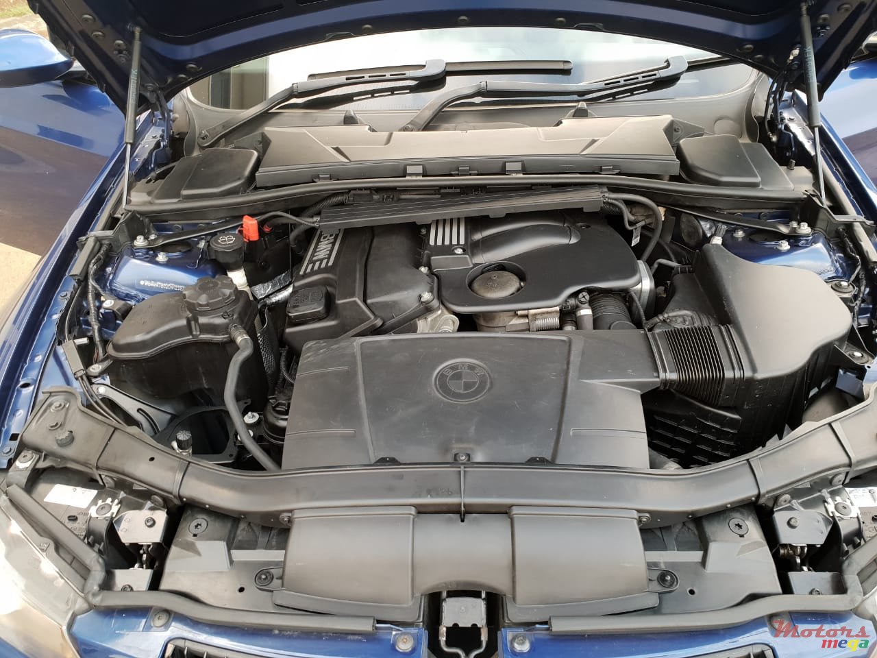 2005' BMW 320 photo #3