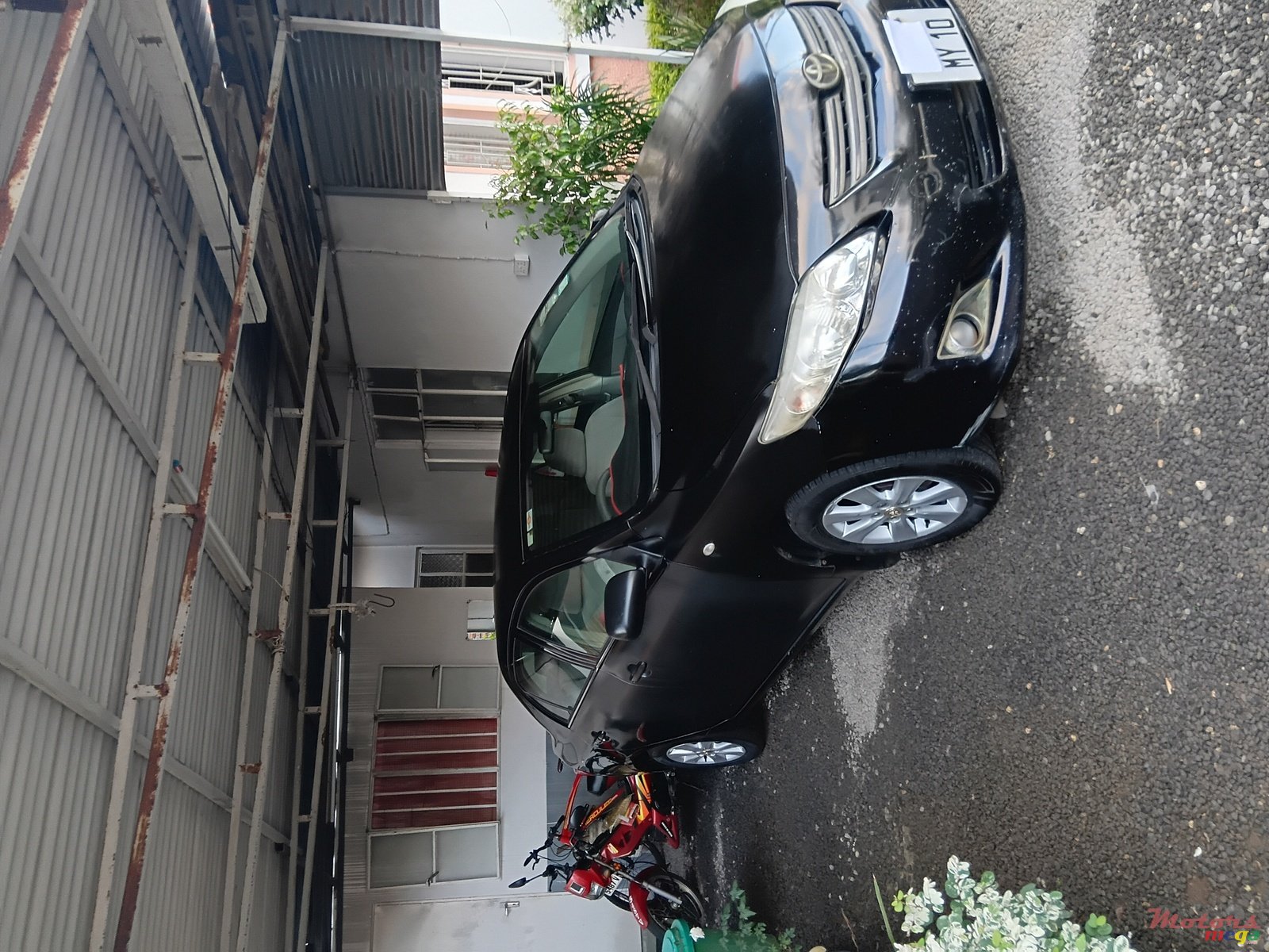 2010' Toyota Corolla photo #2